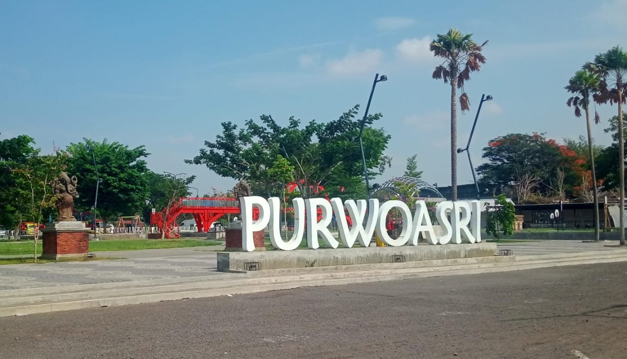 Hero Section Taman Purwoasri